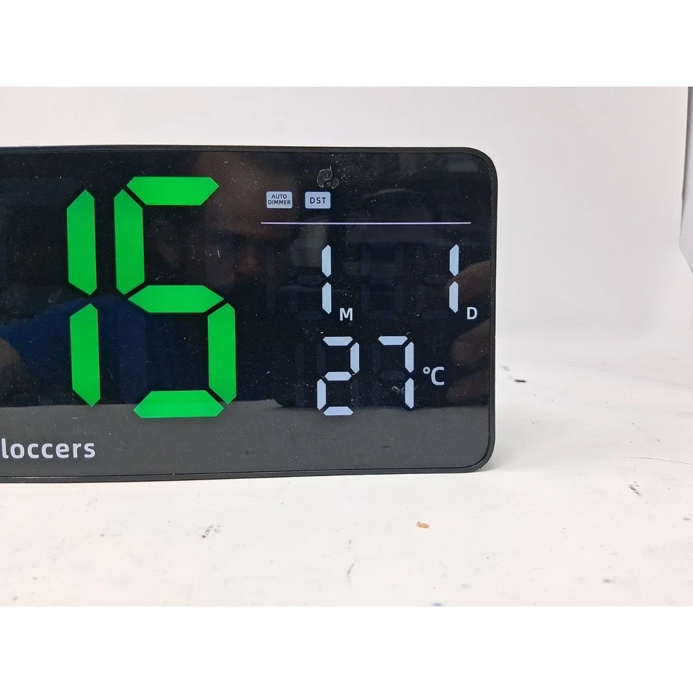 cloccers digital alarm clock Aux/battery Powered  Working.  I